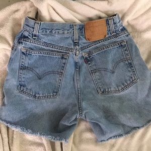 Levi’s 550 jean shorts